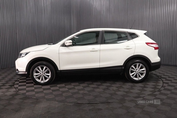 Used Nissan Qashqai 2017 for sale - 76350037: Photo 4