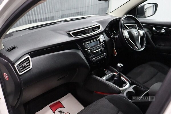 Used Nissan Qashqai 2017 for sale - 76350037: Photo 41