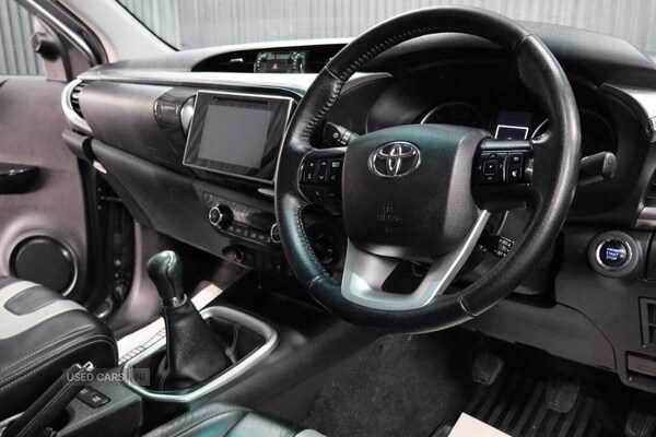Used Toyota Hilux 2019 for sale - 77770036: Photo 29
