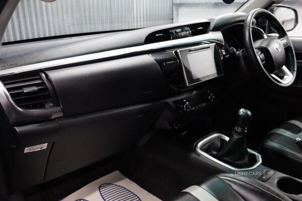 Used Toyota Hilux 2019 for sale - 77770036: Photo 35