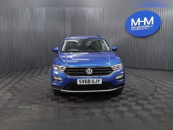 Used Volkswagen T-Roc 2018 for sale - 79062983: Photo