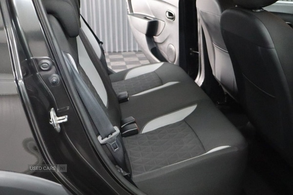 Used Dacia Sandero Stepway 2014 for sale - 76513991: Photo 20