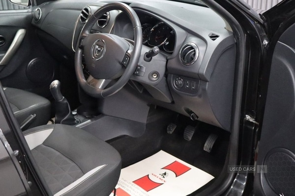 Used Dacia Sandero Stepway 2014 for sale - 76513991: Photo 22