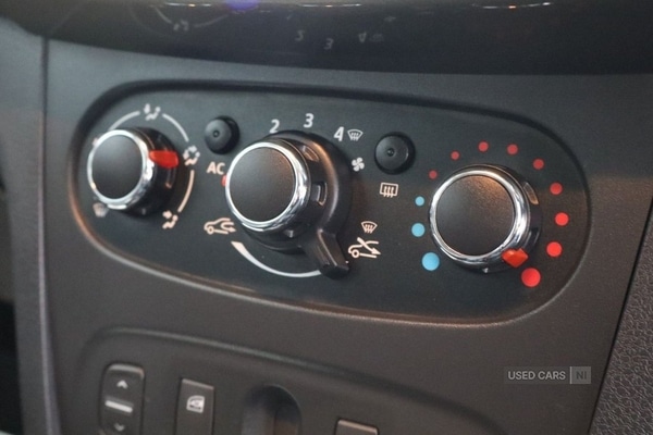 Used Dacia Sandero Stepway 2014 for sale - 76513991: Photo 30