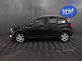 Used Dacia Sandero Stepway 2014 for sale - 76513991: Photo