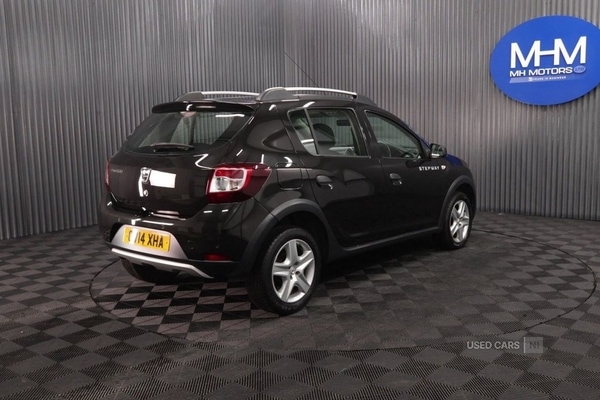 Used Dacia Sandero Stepway 2014 for sale - 76513991: Photo 7