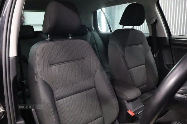 Used Volkswagen Golf 2019 for sale - 76899883: Photo 39