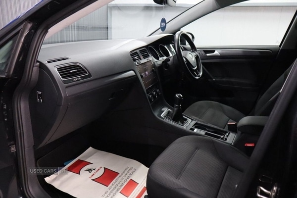 Used Volkswagen Golf 2019 for sale - 76899883: Photo 40