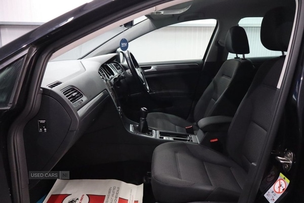 Used Volkswagen Golf 2019 for sale - 76899883: Photo 41