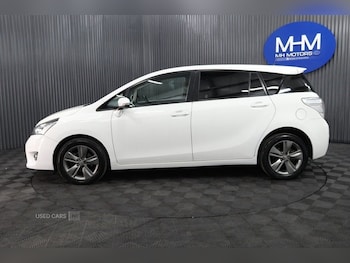 Used Toyota Verso 2014 for sale - 78562604: Photo