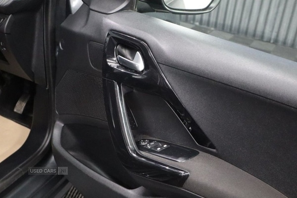 Used Peugeot 208 2016 for sale - 77157141: Photo 24