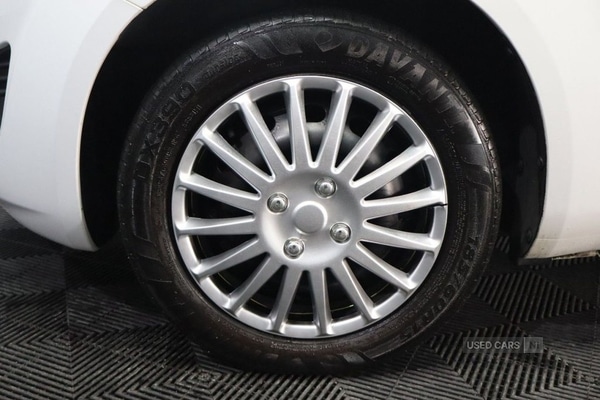 Used Suzuki Splash 2012 for sale - 76729244: Photo 12