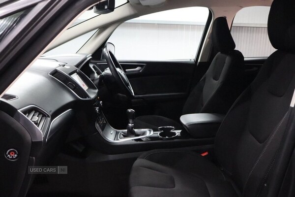 Used Ford S-Max 2018 for sale - 75602090: Photo 41