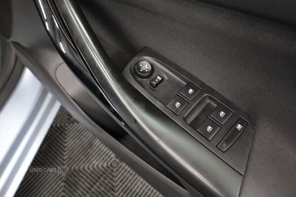 Used Vauxhall Astra 2017 for sale - 76551309: Photo 31