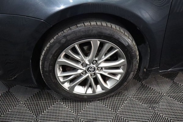 Used Toyota Avensis 2017 for sale - 75647435: Photo 18