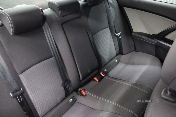 Used Toyota Avensis 2017 for sale - 75647435: Photo 23