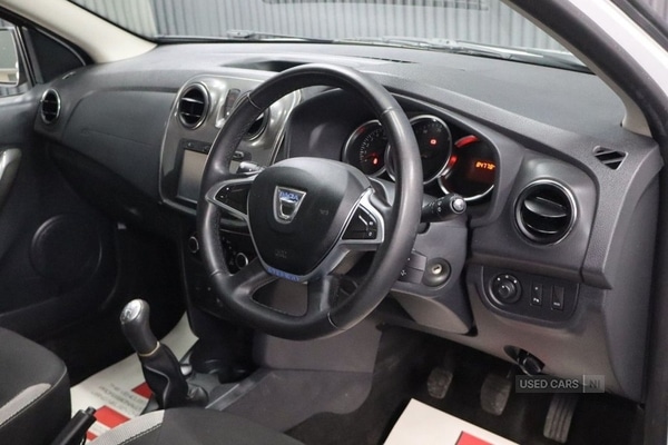 Used Dacia Sandero Stepway 2017 for sale - 76551324: Photo 25