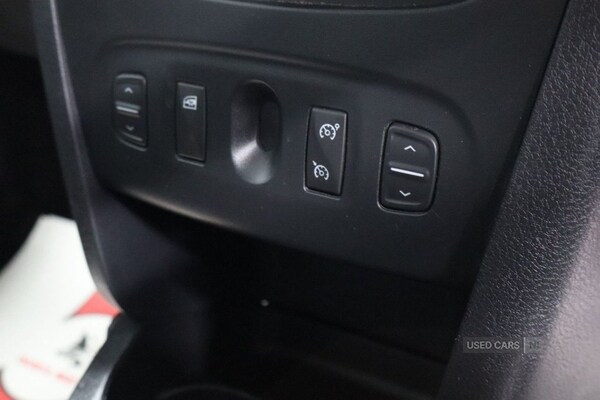 Used Dacia Sandero Stepway 2017 for sale - 76551324: Photo 31