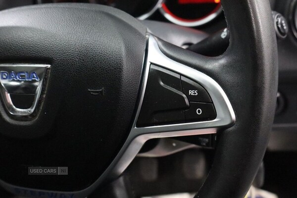 Used Dacia Sandero Stepway 2017 for sale - 76551324: Photo 40