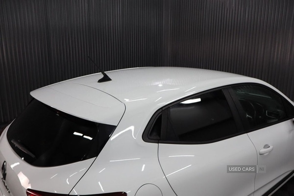 Used Renault Clio 2020 for sale - 76240458: Photo 16