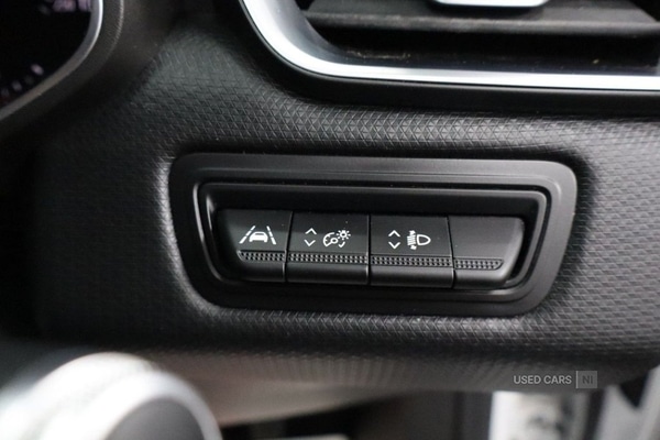 Used Renault Clio 2020 for sale - 76240458: Photo 36