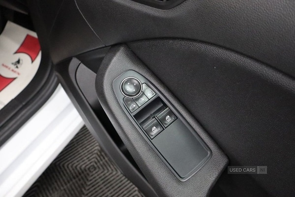 Used Renault Clio 2020 for sale - 76240458: Photo 44