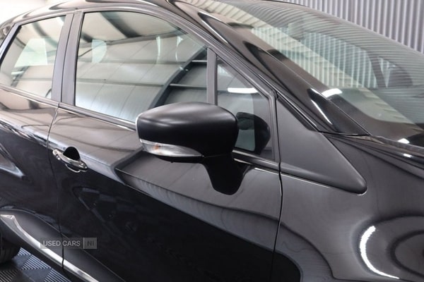 Used Renault Captur 2018 for sale - 75636077: Photo 11