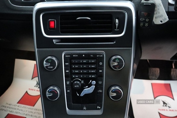 Used Volvo V60 2014 for sale - 76073390: Photo 32