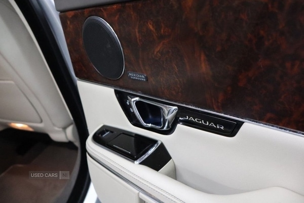 Used Jaguar XJ 2015 for sale - 77825437: Photo 36