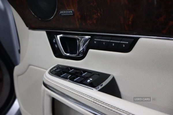 Used Jaguar XJ 2015 for sale - 77825437: Photo 37