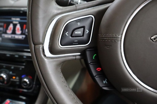 Used Jaguar XJ 2015 for sale - 77825437: Photo 45