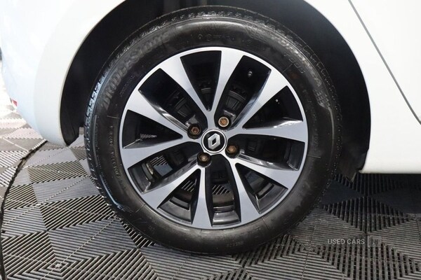 Used Renault Clio 2020 for sale - 76646508: Photo 10