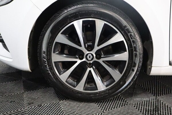 Used Renault Clio 2020 for sale - 76646508: Photo 13