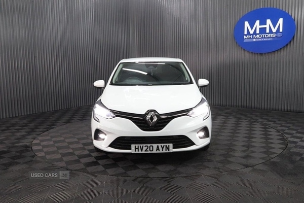 Used Renault Clio 2020 for sale - 76646508: Photo 2