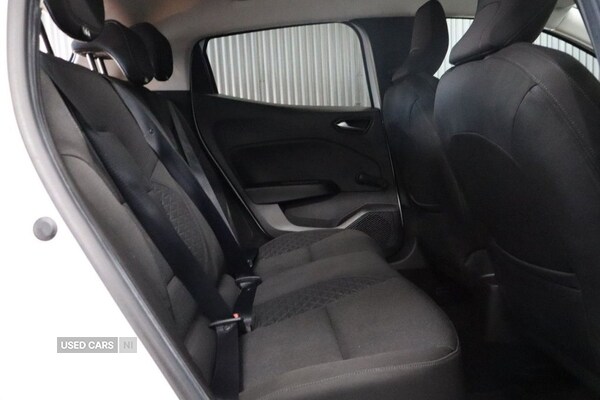 Used Renault Clio 2020 for sale - 76646508: Photo 31