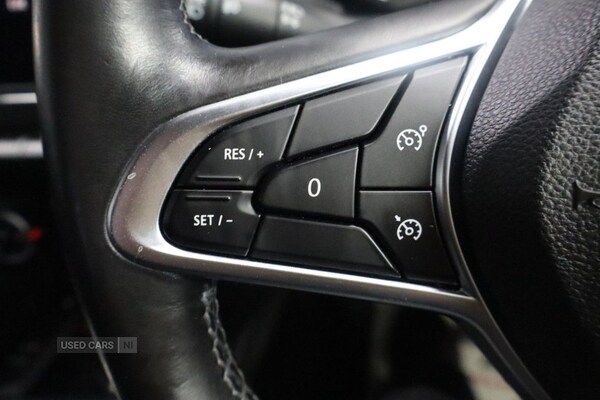 Used Renault Clio 2020 for sale - 76646508: Photo 41