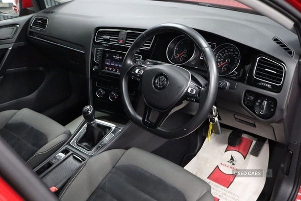 Used Volkswagen Golf 2015 for sale - 76409654: Photo 33