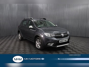Used Dacia Sandero Stepway 2017 for sale - 76153696: Photo