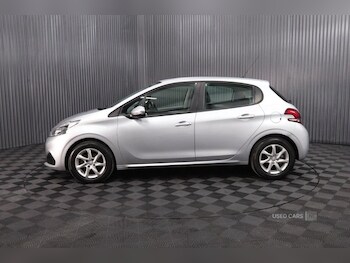 Used Peugeot 208 2016 for sale - 75494770: Photo