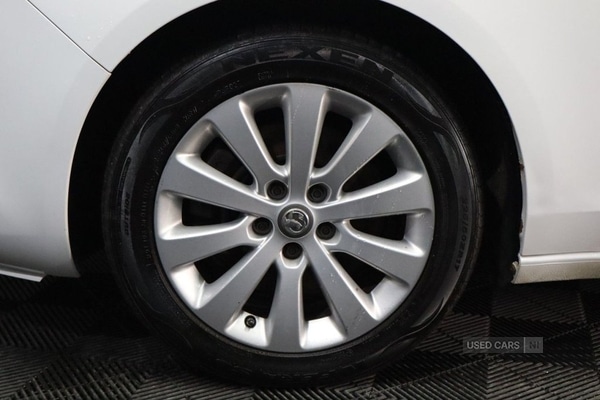 Used Vauxhall Zafira Tourer 2017 for sale - 77551180: Photo 12