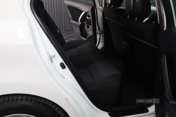 Used Toyota Avensis 2014 for sale - 77982773: Photo 19