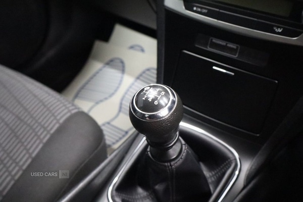 Used Toyota Avensis 2014 for sale - 77982773: Photo 26