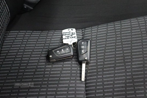 Used Toyota Avensis 2014 for sale - 77982773: Photo 37