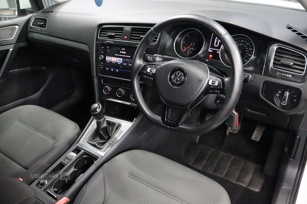 Used Volkswagen Golf 2019 for sale - 77292527: Photo 40