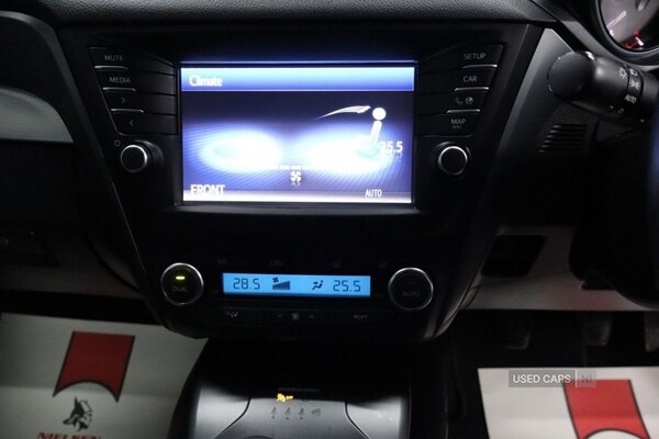 Used Toyota Avensis 2017 for sale - 76803106: Photo 38