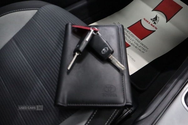 Used Toyota Avensis 2017 for sale - 76803106: Photo 44