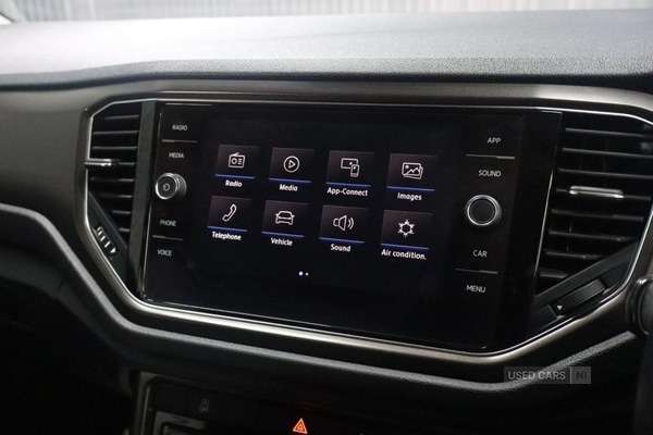 Used Volkswagen T-Roc 2020 for sale - 76500397: Photo 36