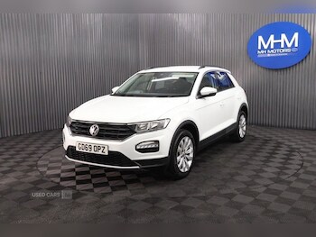 Used Volkswagen T-Roc 2020 for sale - 76500397: Photo