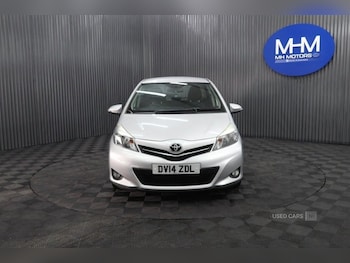 Used Toyota Yaris 2014 for sale - 77599358: Photo
