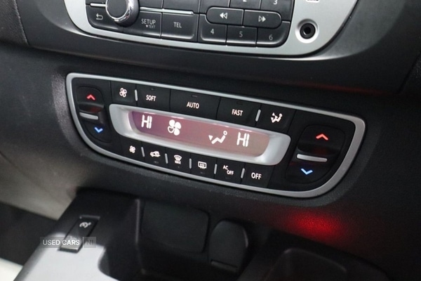 Used Renault Scenic 2015 for sale - 76753461: Photo 35